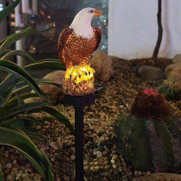Lichtgevende Adelaar / Tuin Decoratie Solar Lamp Vogel Beeld beschikbaar voor biedingen