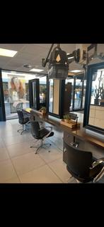 Inboedel van kapsalon, Ophalen, Zo goed als nieuw, Laminaat