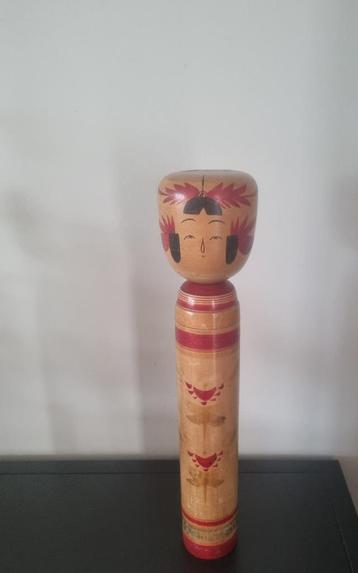 Grote Yamagata kokeshi van Kano Yasushi (1921-2010) beschikbaar voor biedingen
