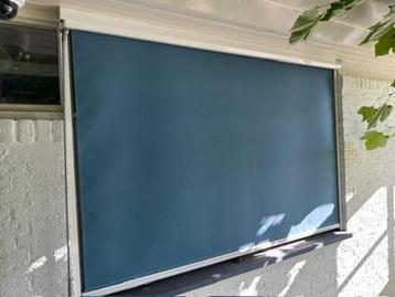 Screen handbediend met slinger 202,5 cm x 138,5 cm beschikbaar voor biedingen