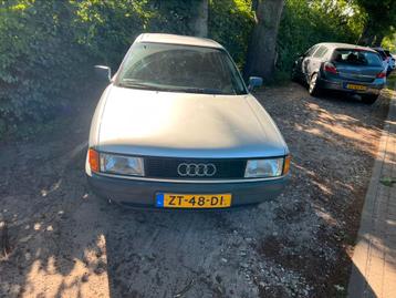 Audi 80 voor onderdelen beschikbaar voor biedingen