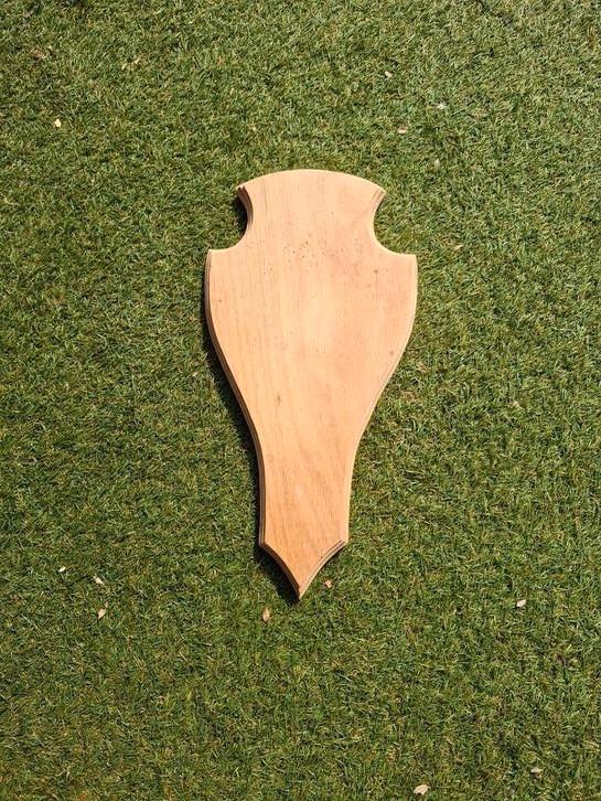 Edelhert trofeeplank model spits.....(45x24cm), Verzamelen, Dierenverzamelingen, Nieuw, Schedel, Hert, Ophalen of Verzenden