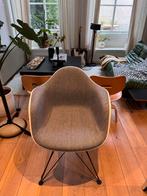 Vitra eames DAR, Huis en Inrichting, Stoelen, Ophalen of Verzenden, Zo goed als nieuw, Wit, Eén