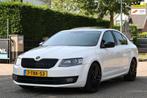 Skoda Octavia 1.2 TSI Greentech Elegance Businessline | NAVI, Voorwielaandrijving, Euro 5, Gebruikt, 4 cilinders