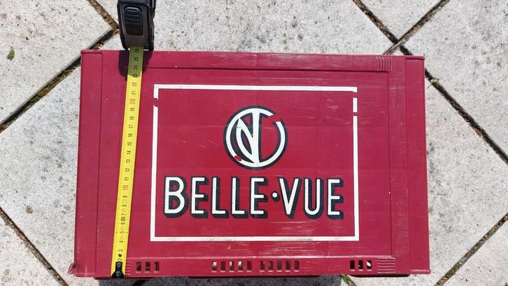 2 Vintage BELLE-VUE Bierkratjes - Leeg, Huis en Inrichting, Woonaccessoires | Kisten, Gebruikt, Minder dan 50 cm, Minder dan 50 cm