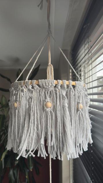 Macrame decoratie  beschikbaar voor biedingen