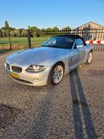 BMW Z4 Handgeschakeld Grijs 192pk 2.5i Perfecte staat, Auto's, Achterwielaandrijving, 74 €/maand, Zwart, 192 pk