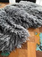 Vacht grijs., Huis en Inrichting, Ophalen of Verzenden, Zo goed als nieuw
