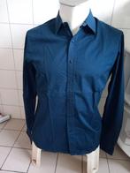 Donkerblauw overhemd mt M (Nijmegen oost), Kleding | Heren, Overhemden, Blauw, Zo goed als nieuw, Soho, Halswijdte 39/40 (M)
