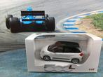 mondo motors 1/43 fiat 500L, Hobby en Vrije tijd, Modelauto's | 1:43, Ophalen of Verzenden, Zo goed als nieuw, Auto, Overige merken