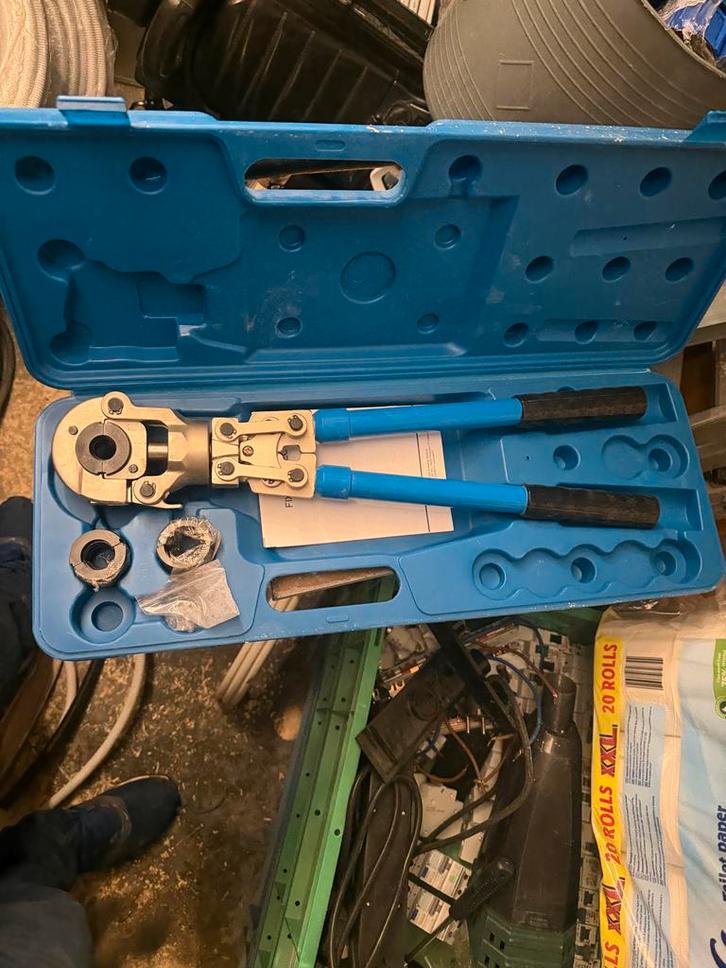 Perstang - Zo goed als nieuw!, Doe-het-zelf en Verbouw, Gereedschap | Handgereedschap, Zo goed als nieuw, Ophalen of Verzenden