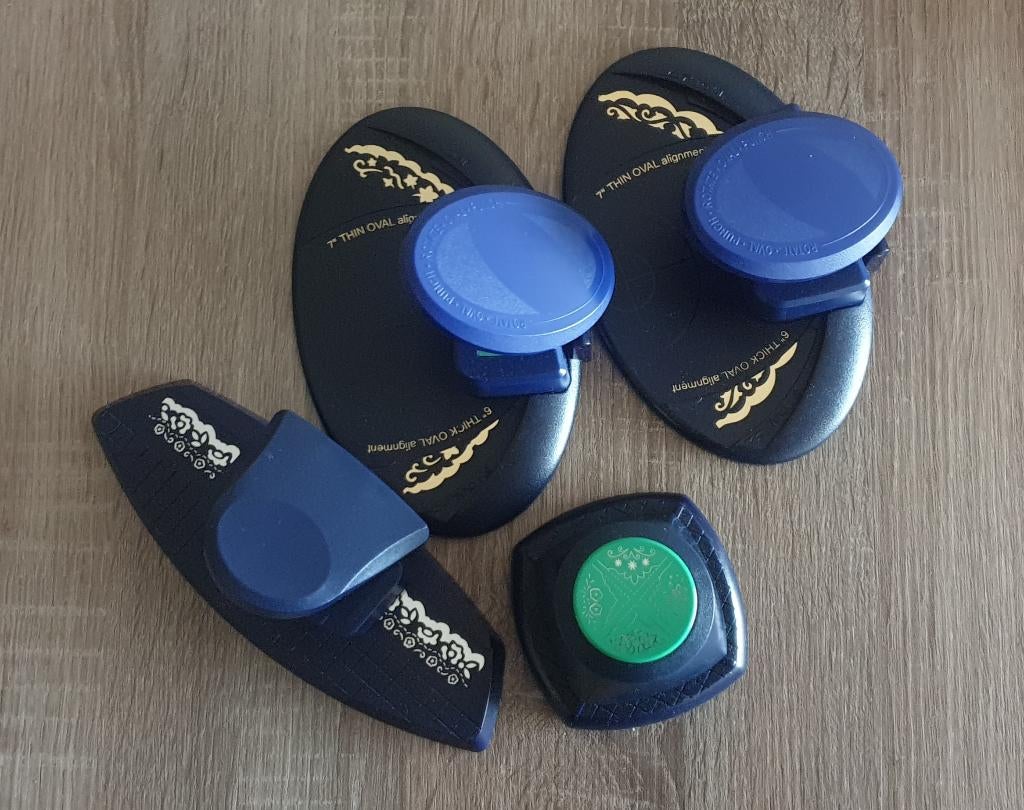 Ponsen om zelf kaarten mee te versieren, Hobby en Vrije tijd, Kaarten | Zelf maken, Ophalen, Nieuw, Overige thema's, Pons of Mal