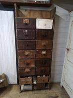Oude ladekast vakkenkast kast boekenkast houten brocante, Antiek en Kunst, Ophalen