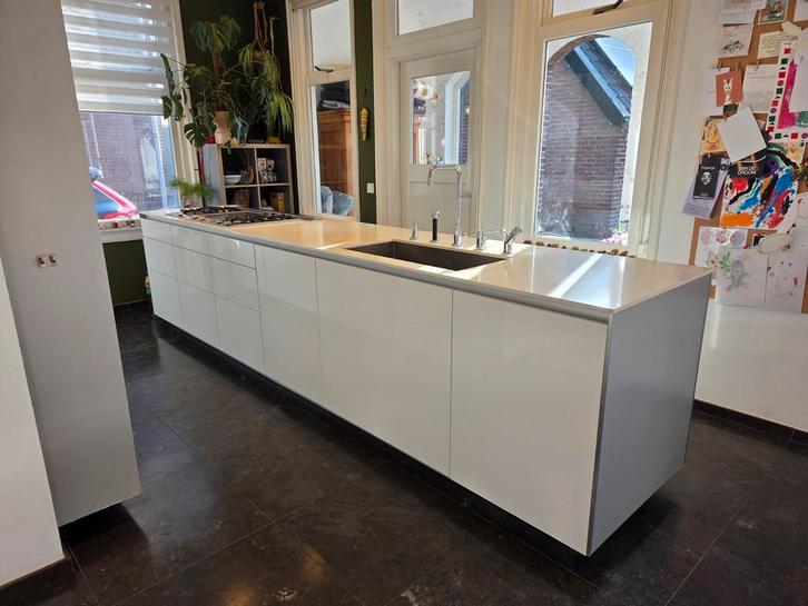 Designkeuken Poggenpohl 2009 Miele apparatuur, Huis en Inrichting, Keuken | Complete keukens, Gebruikt, Overige typen, Wit, Graniet of Steen