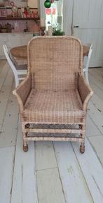 gave rieten stoel met houten voetjes, Ophalen, Bruin, Riet of Rotan, Zo goed als nieuw