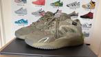 Adidas Originals Streetball II, size 40 2/3, Bruin, Sportschoenen, Nieuw, Ophalen of Verzenden