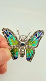 Nieuwe zilveren vlinder broche met edelstenen, Sieraden, Tassen en Uiterlijk, Broches, 4 tot 7 cm, Overige kleuren, Verzenden