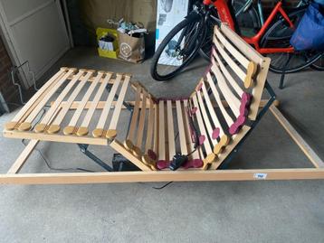  2 x Elektrisch verstelbare lattenbodem 90 x 200 cm beschikbaar voor biedingen