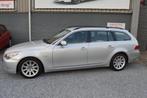 BMW 5-serie Touring 523i High Executive AUT Airco Leer Navi, Auto's, BMW, Achterwielaandrijving, Gebruikt, Leder, 92 €/maand