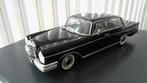 Mercedes 300se heckflosse, Revell, Gebruikt, Ophalen of Verzenden, Auto