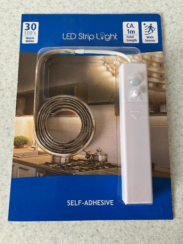 LED strip light met bewegingssensor met plak strip, Huis en Inrichting, Lampen | Losse lampen, Nieuw, Led-lamp, Minder dan 30 watt
