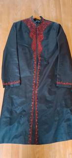 Zwarte curta  met rode details - Maat Xl handmade., Onbekend, Maat 48/50 (M), Zwart, Ophalen of Verzenden