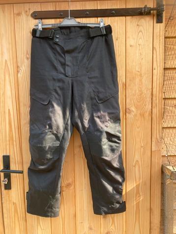 Mooie zwarte motorbroek merk Jopa beschikbaar voor biedingen