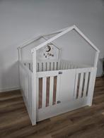 Tweeling peuterbed / box met deurtje, Kinderen en Baby's, Tweelingen en Meerlingen, Ophalen, Zo goed als nieuw, Box, Bedje of Wieg