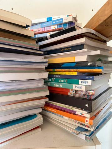 Veel Havo boeken zo goed als nieuw beschikbaar voor biedingen