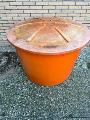 Quarantaine bak van 500 liter beschikbaar voor biedingen
