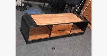 Tv Kast beschikbaar voor biedingen
