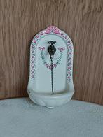 Hangend wastafeltje Bodo Hennig, Verzamelen, Poppenhuizen en Toebehoren, Ophalen of Verzenden, Gebruikt, Poppenhuis