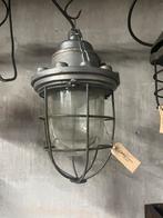 Stoere industriële hang lamp, Ophalen