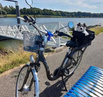 Elektrische fiets ... heerlijk rijdend ..lage instap beschikbaar voor biedingen