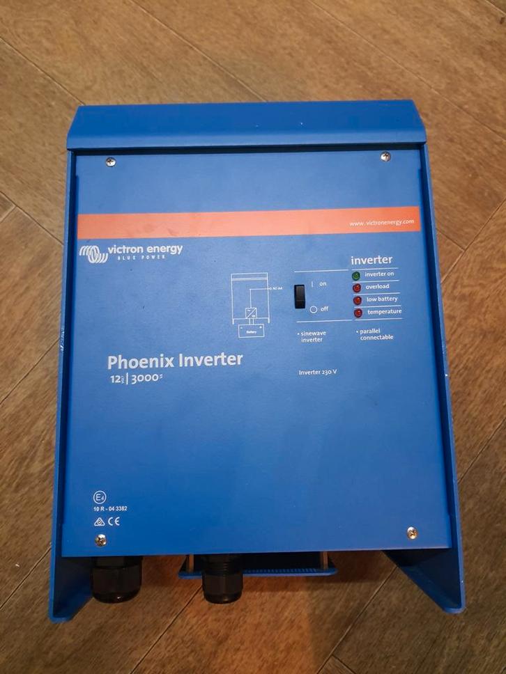 Victron Phoenix 12v 3000va zuivere sinusomvormer., Watersport en Boten, Navigatiemiddelen en Scheepselektronica, Zo goed als nieuw