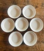 27 Porseleinen Saustips/Schaaltjes, Ophalen of Verzenden, Zo goed als nieuw, Bord(en), Effen