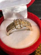 Ring met diamant, Sieraden, Tassen en Uiterlijk, Ringen, Ophalen, Zo goed als nieuw, 17 tot 18, Dame