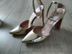 High heels met riempje maat 38 goud, Kleding | Dames, Schoenen, Ophalen of Verzenden, Zo goed als nieuw, Overige kleuren