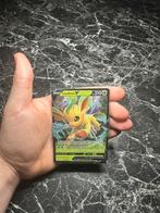 Leafeon V 013, Hobby en Vrije tijd, Verzamelkaartspellen | Pokémon, Ophalen of Verzenden, Nieuw, Losse kaart, Foil