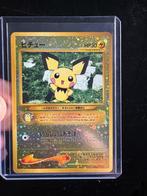 Zeldzame Pichu kaart uit 1996, Hobby en Vrije tijd, Verzamelkaartspellen | Pokémon, Ophalen of Verzenden, Zo goed als nieuw, Losse kaart