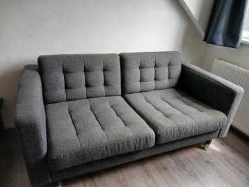2,5 zits bank grijs, moet weg i.v.m. verhuizing