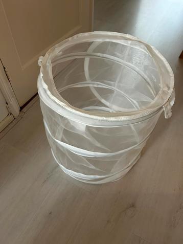 Fyllen opvouwbare wasmand Ikea in wit beschikbaar voor biedingen