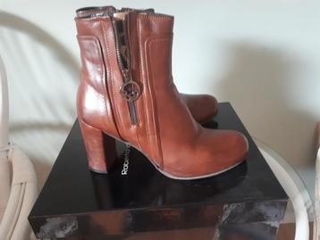 Roberto d'Angelo enkellaarsjes mt 39 beschikbaar voor biedingen