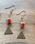 Nieuwe zelfgemaakte oorbellen met rode porseleinen kraal, Sieraden, Tassen en Uiterlijk, Oorbellen, Overige materialen, Hangers