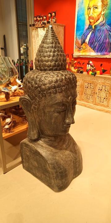 Zeer grote beelden decoratie beschikbaar voor biedingen