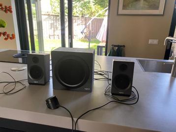 Logitech Z333 (model S-00154) speakerset - prima staat beschikbaar voor biedingen