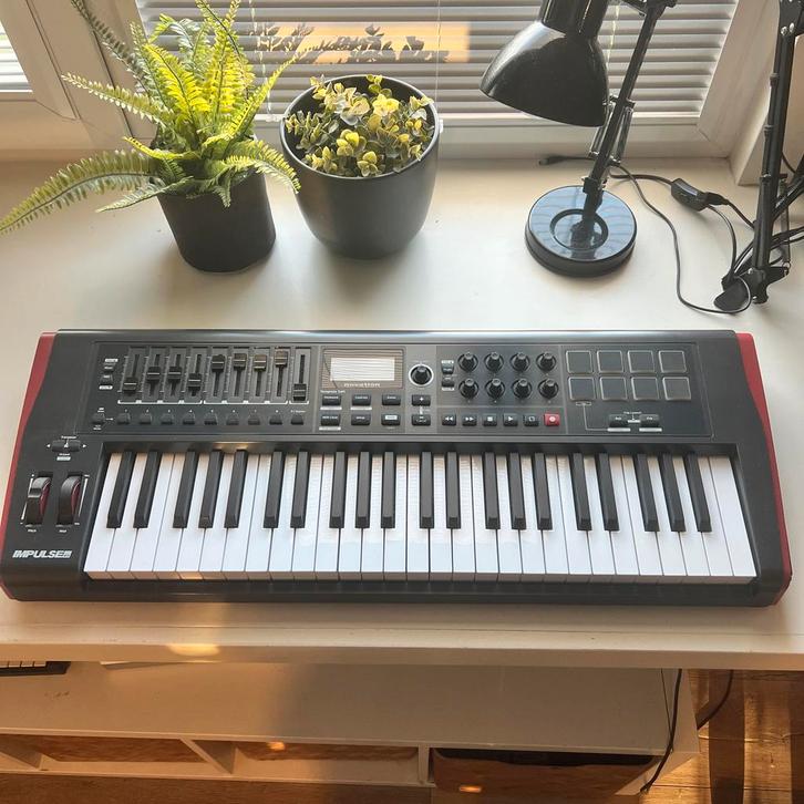 Novation Impulse 49 MIDI Keyboard Controller, Muziek en Instrumenten, Keyboards, Zo goed als nieuw, 49 toetsen, Overige merken