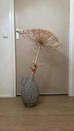 Vaas met berenklauw, Huis en Inrichting, Woonaccessoires | Droogbloemen, Ophalen, Zo goed als nieuw