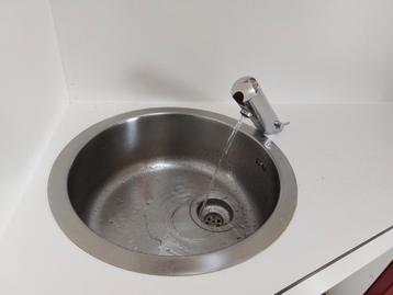 Wasbak beschikbaar voor biedingen