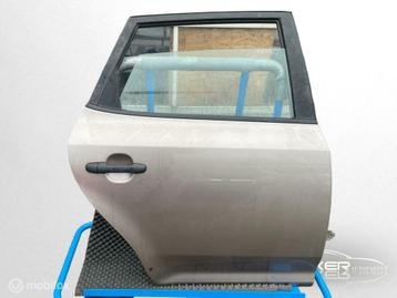 Portier rechtsachter beige Kia cee'd I ('07-'12) 8Q beschikbaar voor biedingen